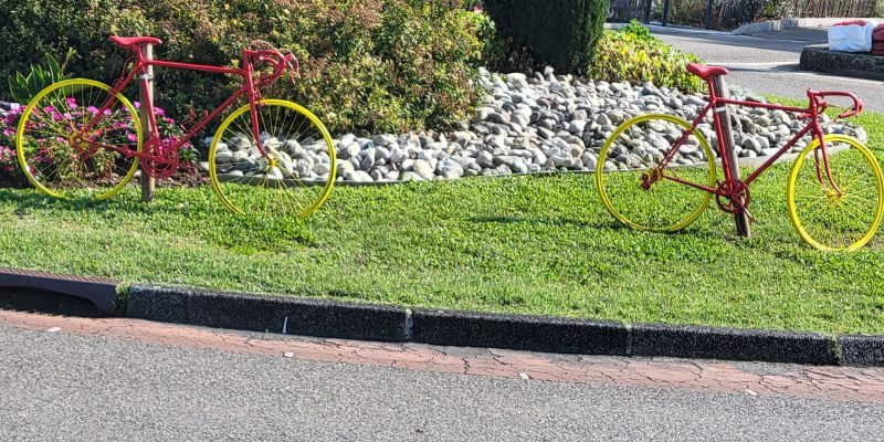 Rond-point décoré pour la Vuelta